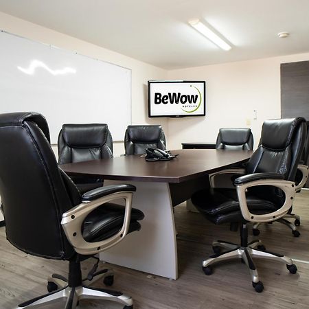 Hotel Bewow Queretaro Ngoại thất bức ảnh