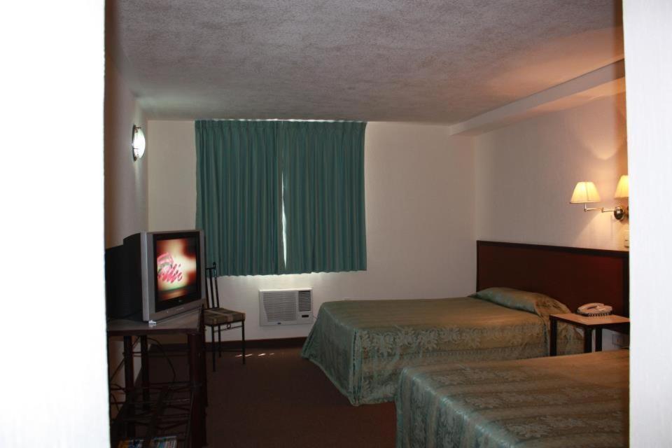 Comfort Inn Queretaro Phòng bức ảnh
